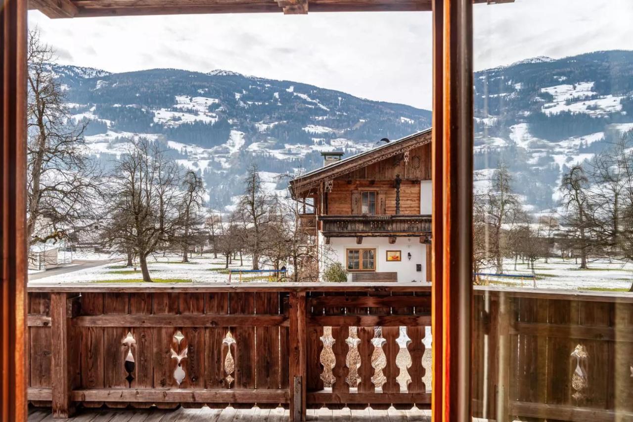 Ferienwohnung Platzhirsch Panorama View Balkon, Gartensauna, Garten, Grillplatz シュトゥンム エクステリア 写真