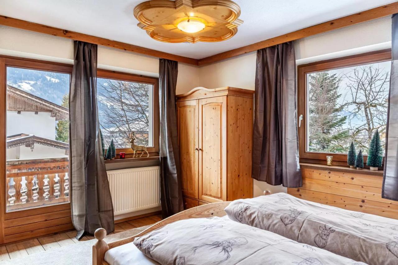 Ferienwohnung Platzhirsch Panorama View Balkon, Gartensauna, Garten, Grillplatz シュトゥンム エクステリア 写真