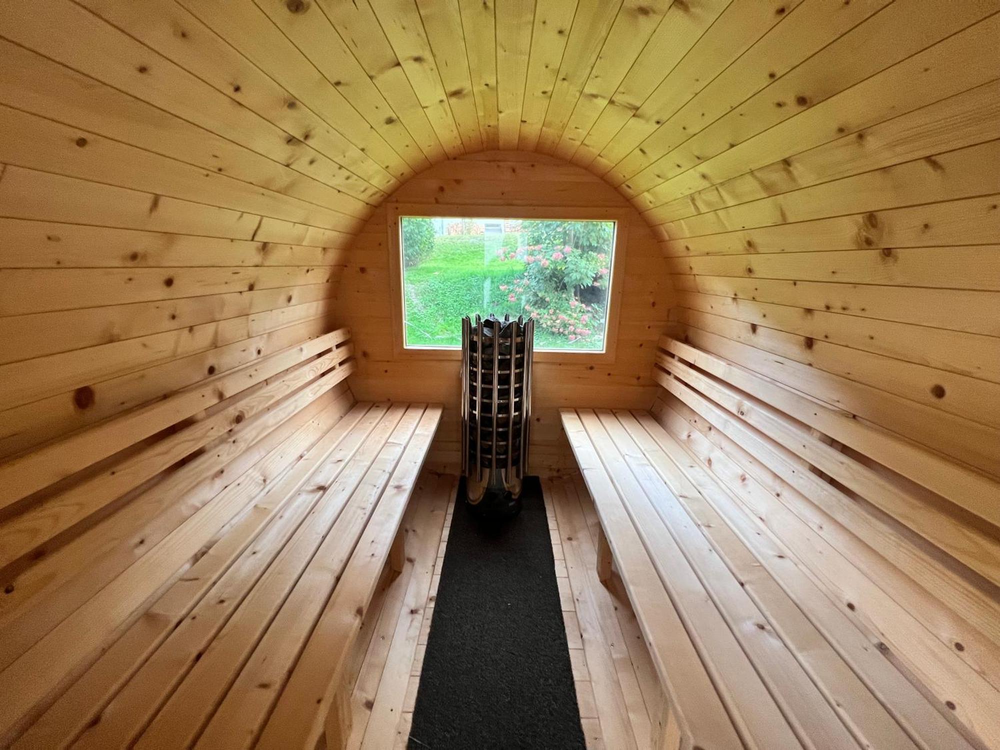 Ferienwohnung Platzhirsch Panorama View Balkon, Gartensauna, Garten, Grillplatz シュトゥンム エクステリア 写真